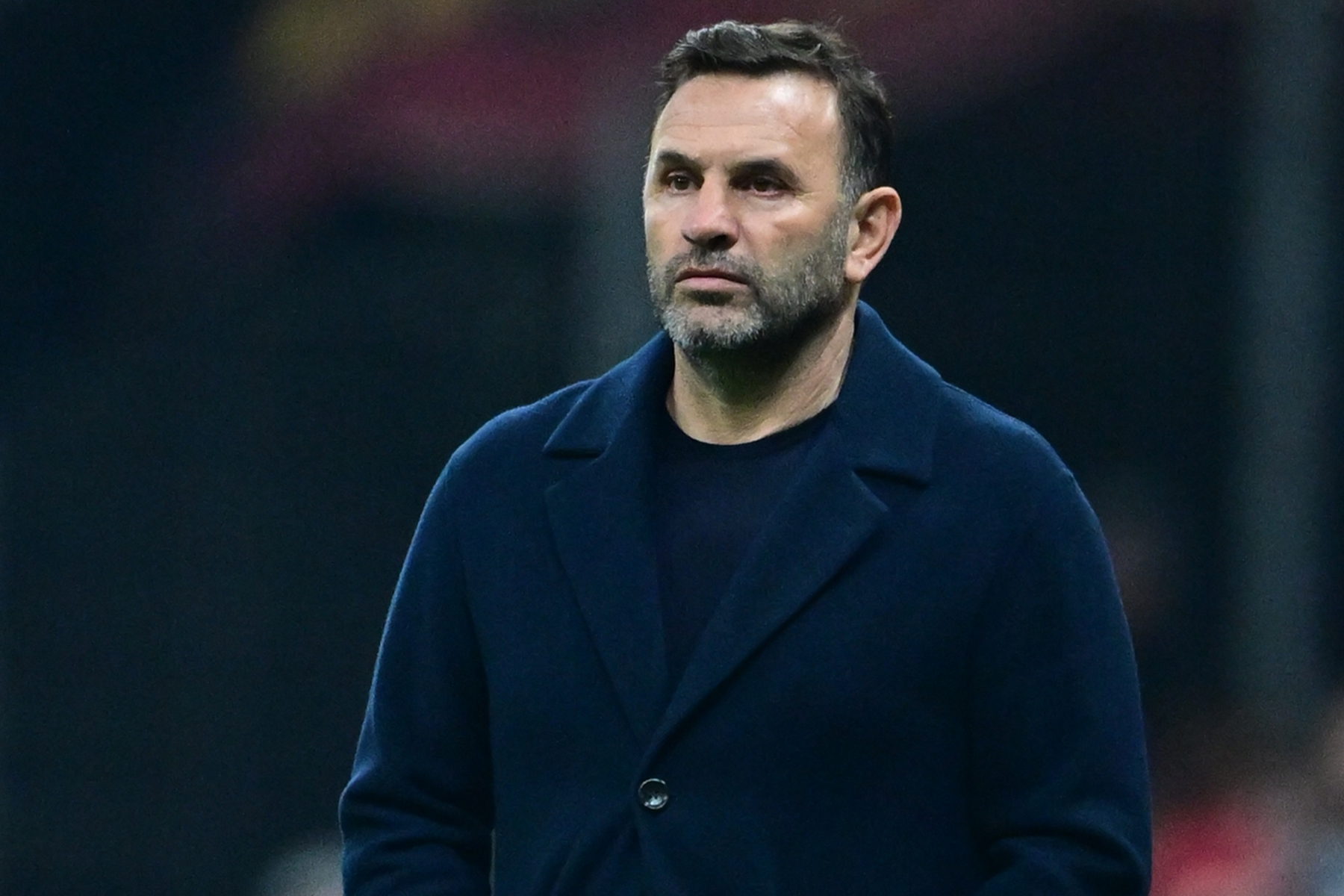 “İki takımda da orta sahada hem topla oynayıp hem savunma yapan oyuncular var. Torreira ve Lemina savunma yönleri yüksek ama özellikle Torreira'nın hücum katkısı önemli. Sara'nın da öyle. Formda iki takım oynayacak, sakin kalmak ve topa sahip olmak önemli. Rakibimizin bize uygulayacağı baskıya göre pozisyon almamız önemli olacak. İyi hücum etmemiz gerekiyor. Beşiktaş da iki kanatta hücum geçişlerinde etkili oluyor. Oyunu kalite belirleyecek. Duran toplar önemli.”