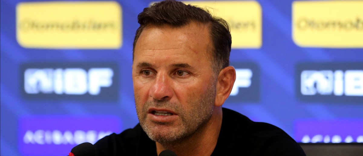 Okan Buruk'tan kaleci transferi müjdesi: Röportajı bitirir bitirmez kritik toplantıya gitti 