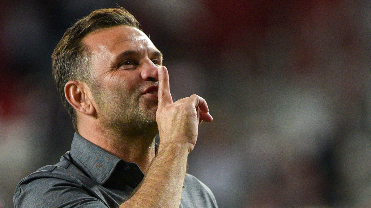 Okan Buruk'tan telefonda transfer görüşmesi: "İstanbul'a gelmek için hazırlan"