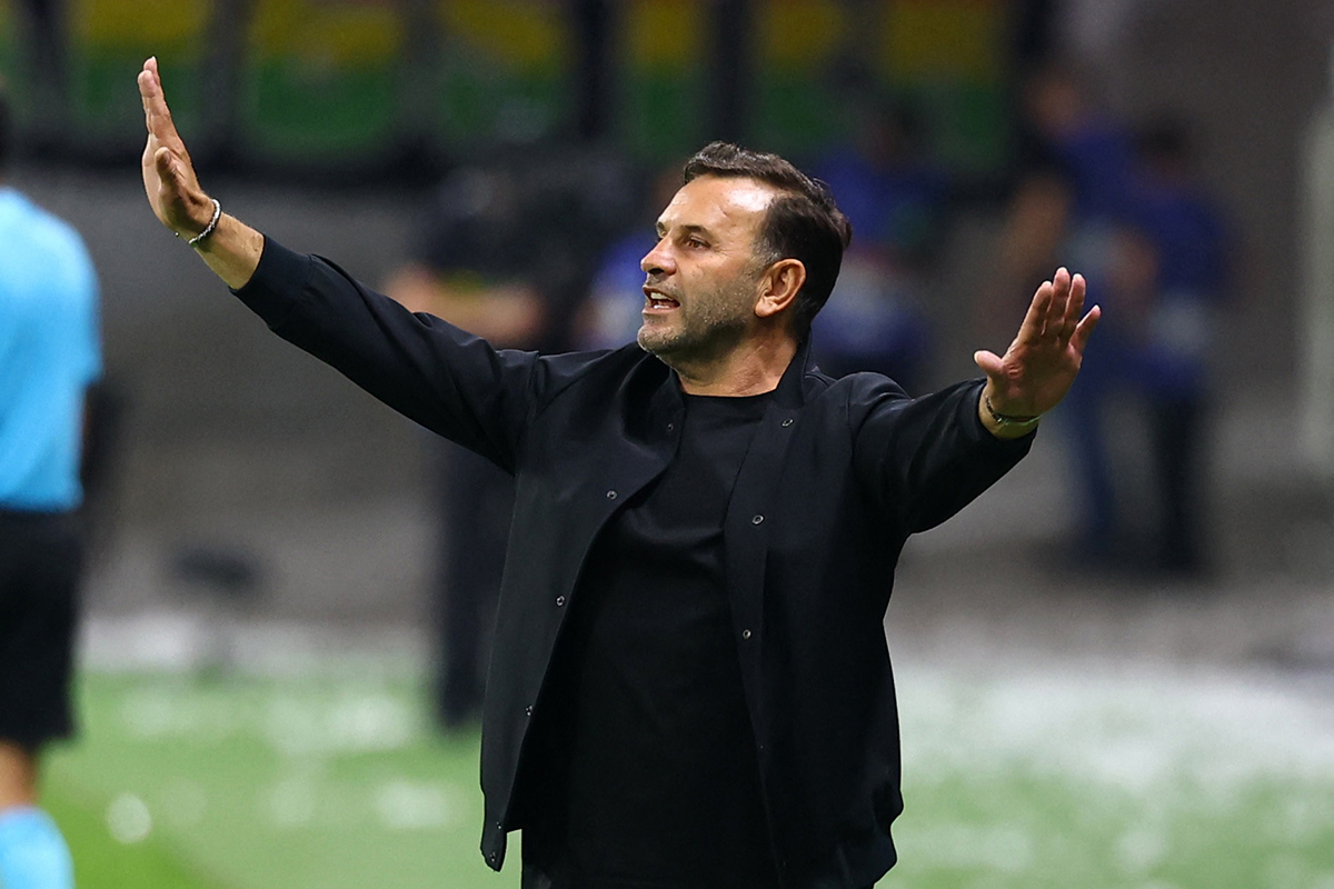 Okan Hoca'dan Takıma Alarm: 'Kafayı Kaldırın, Konyaspor Geliyor!'