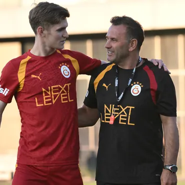 Sürpriz transferin eşiğindeki Elias Jelert ilk maçına Fenerbahçe karşısında çıkabilir