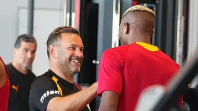 Galatasaray Osimhen'in yedeğini buldu! Sezonun ilk maçında Beşiktaş'a karşı forma giymişti