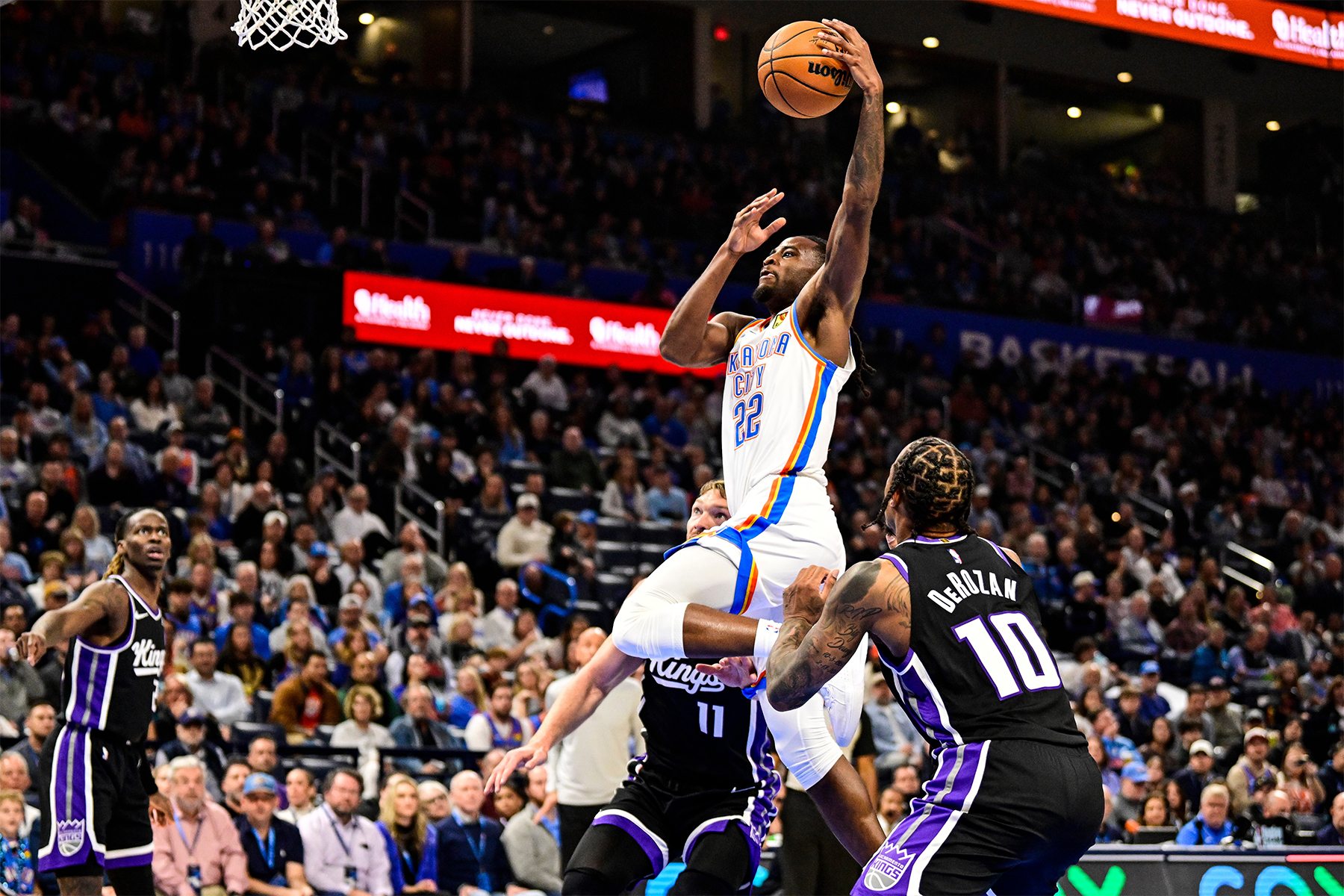 Son şampiyon Oklahoma City Thunder'dan 5'te 5