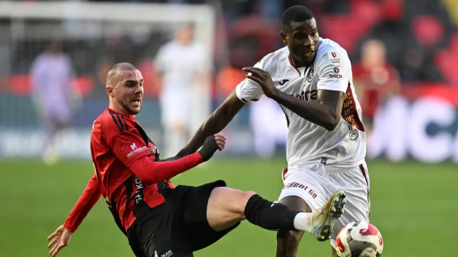 Trio'dan olay yorum! Trabzonspor'un golünde ofsayt var mı? Galatasaraylılar da isyan etmişti - 3