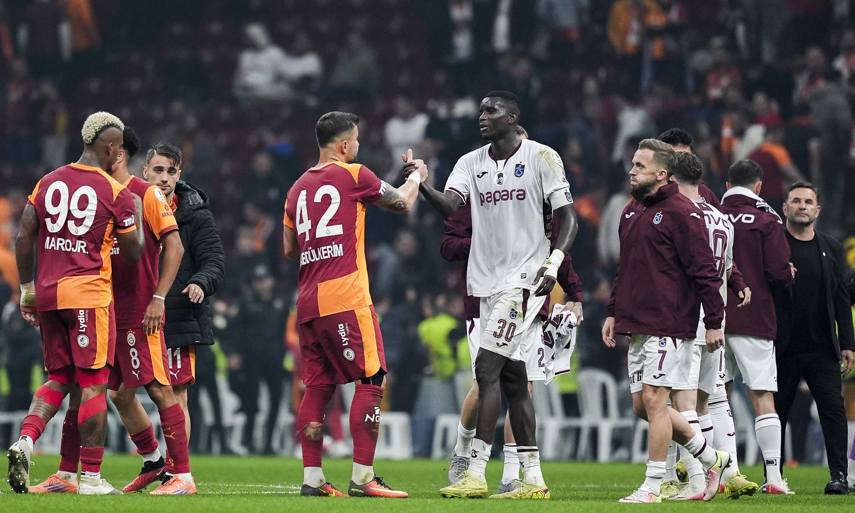 "Osimhen mi iyi sen mi?" sorusuna Onuachu'dan yanıt