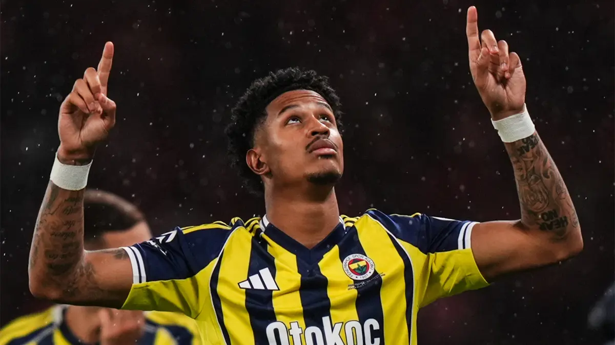 Fenerbahçe'nin oyuncusu Jayden Oosterwolde için Roma ve Crystal Palace devrede