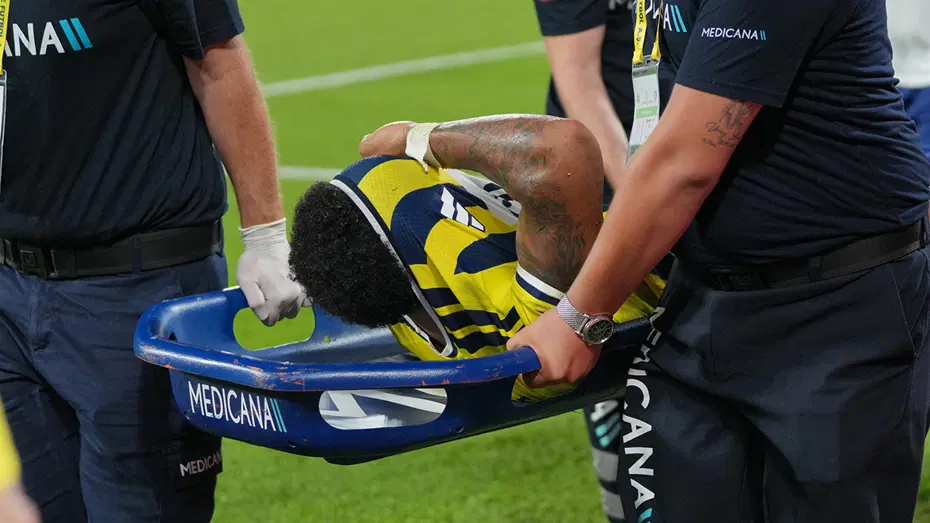 Ve Fenerbahçe, Jayden Oosterwolde için kötü haberi duyurdu: MR sonucu belli oldu - 3