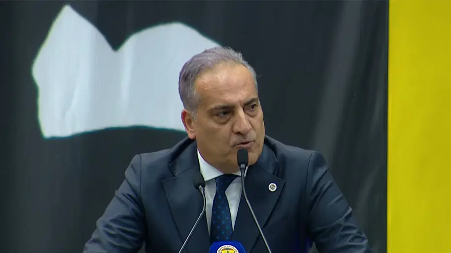 CANLI | Fenerbahçe'de tarihi genel kurul: Aziz Yıldırım ile İlker Alkun arasında gerginlik - 5