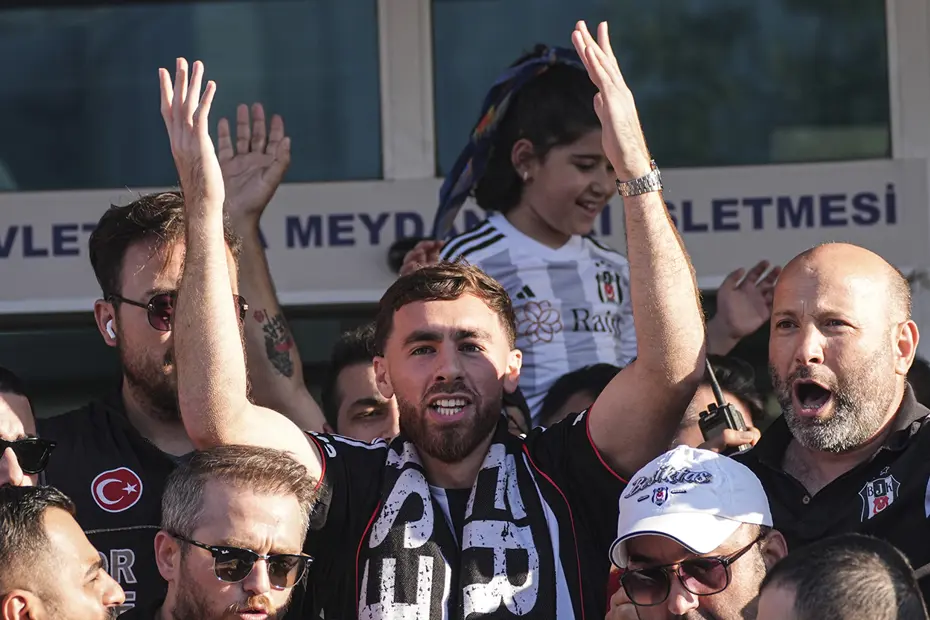 Beşiktaş'ın transfer bombası Orkun Kökçü'nün maliyeti resmen açıklandı - 4