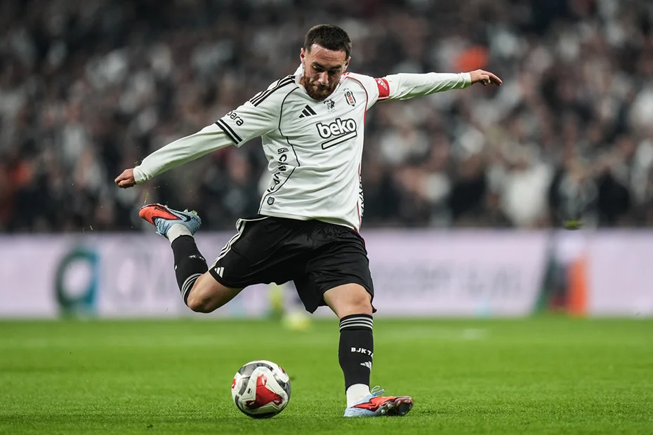 Orkun Kökçü için Fenerbahçe bombası: 2 cümlelik açıklama geldi, tüm hikaye baştan sona değişti - 1 Orkun Kökçü için Fenerbahçe bombası: 2 cümlelik açıklama geldi, tüm hikaye baştan sona değişti - 1