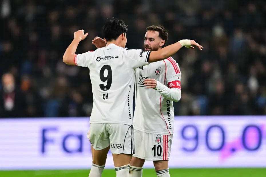 "Ersin Destanoğlu'na dua etsinler" | Spor yazarları Beşiktaş için ne dedi? - 3 "Ersin Destanoğlu'na dua etsinler" | Spor yazarları Beşiktaş için ne dedi? - 3