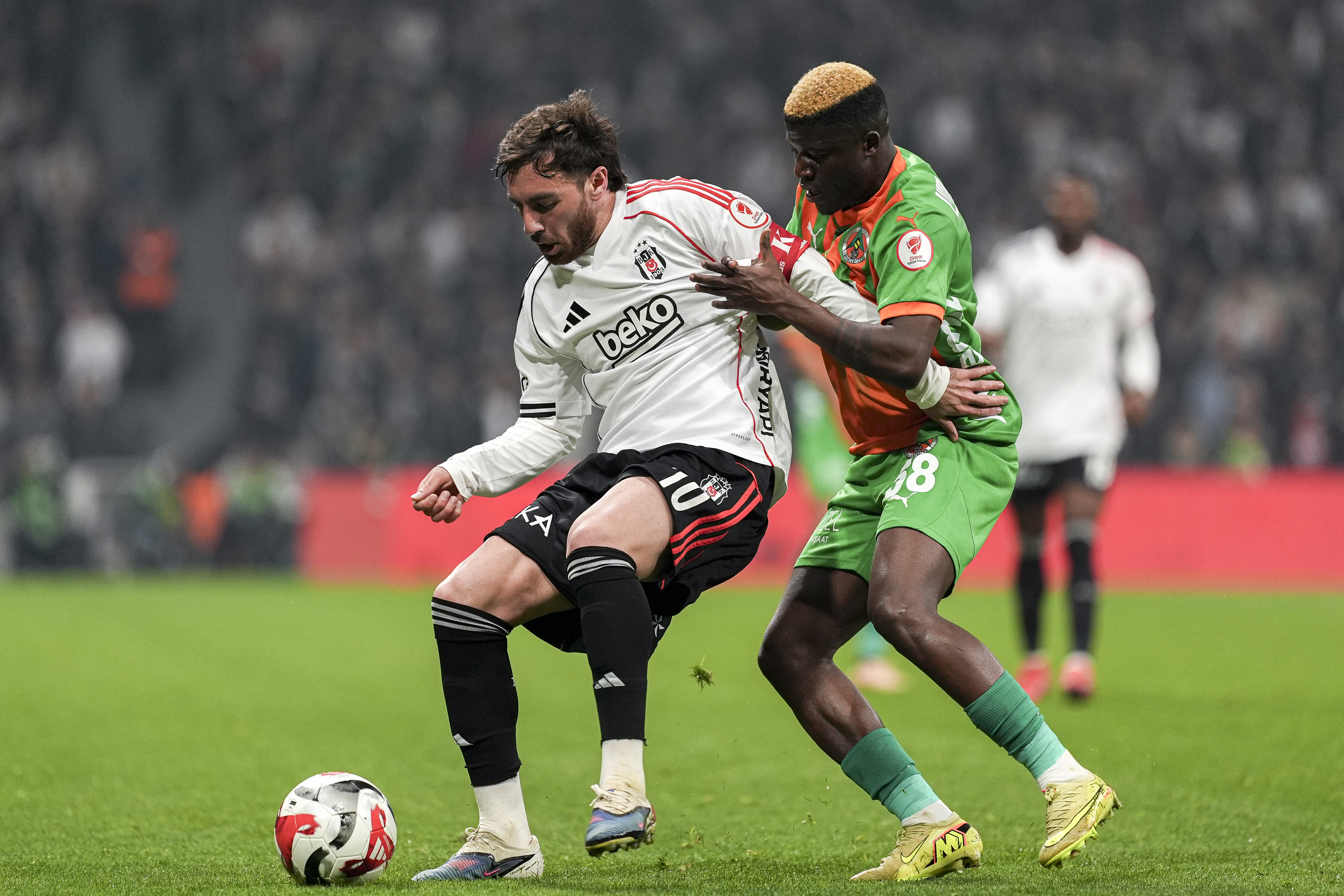 Sergen Yalçın'la aralarındaki konuşmayı anlattı