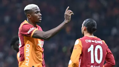 Dakikalar 35'i gösterirken Osimhen'in yaptığı hareket gündem oldu