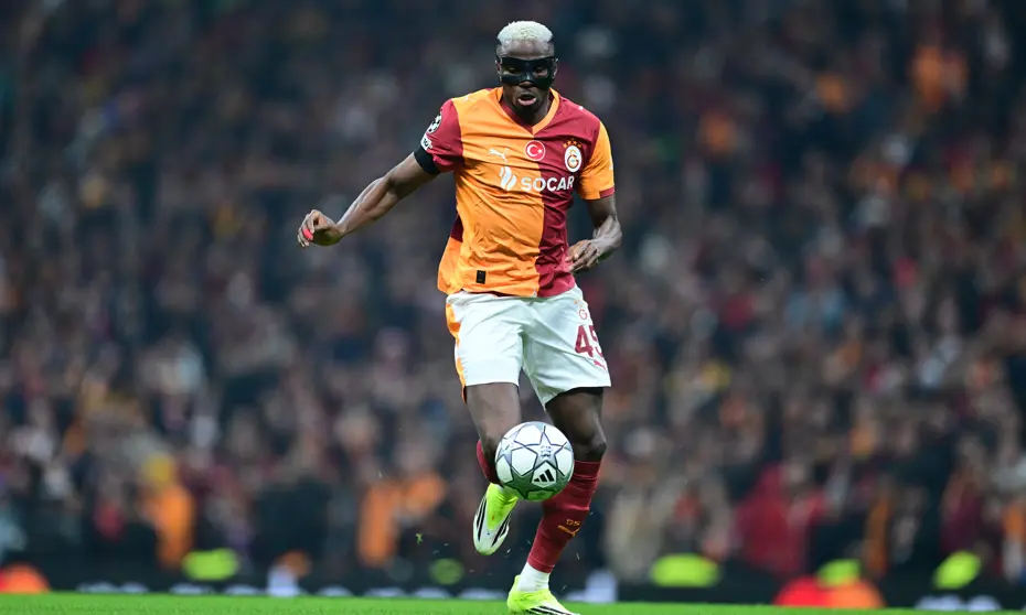 Napoli'den cevap gecikmedi! Osimhen'in sözleri İtalya'yı sallamıştı - 4 Napoli'den cevap gecikmedi! Osimhen'in sözleri İtalya'yı sallamıştı - 4