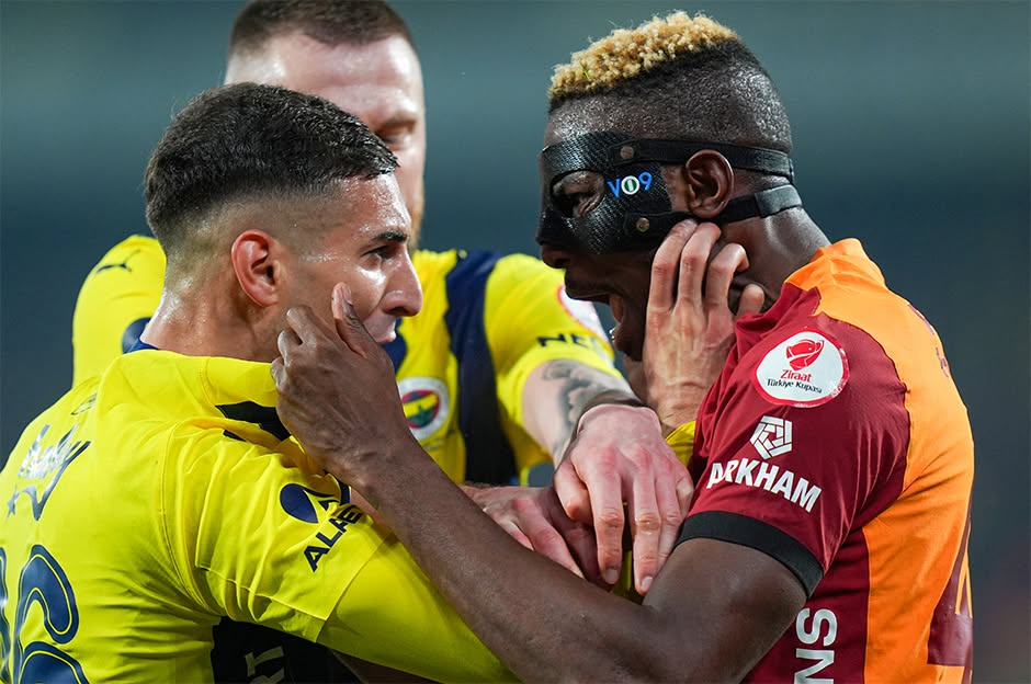 Osimhen Fenerbahçe'ye karşı ne yaptı?