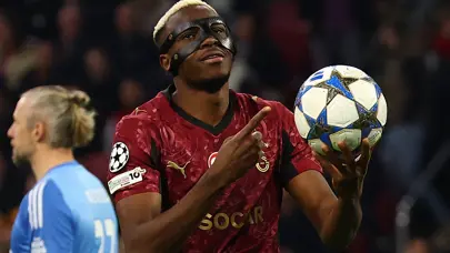 "Osimhen'e PSG kancası: 150 milyon euro" | Sporun manşetleri