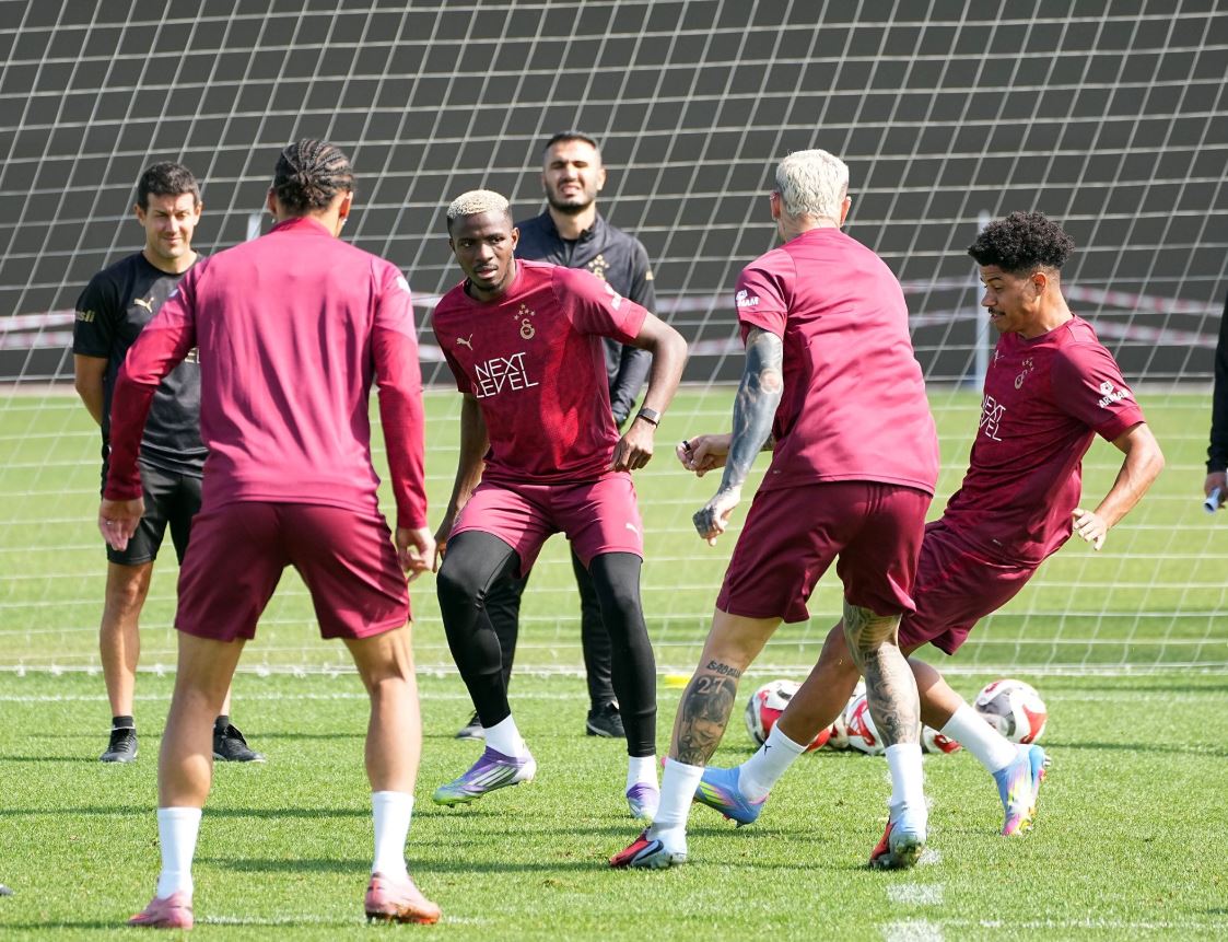 Osimhen Saklambaç Oynamayı Bıraktı: Galatasaray, Alanya'ya 'Tam Kadro' Gidiyor!