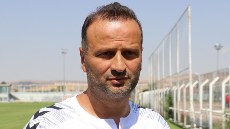 Sivasspor'da Osman Zeki Korkmaz ile yollar ayrıldı