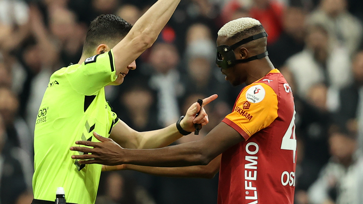 Trio'dan derbideki kırmızı kartlar ve penaltı için olay yaratacak yorum! 3 isim de aynı şeyi söyledi