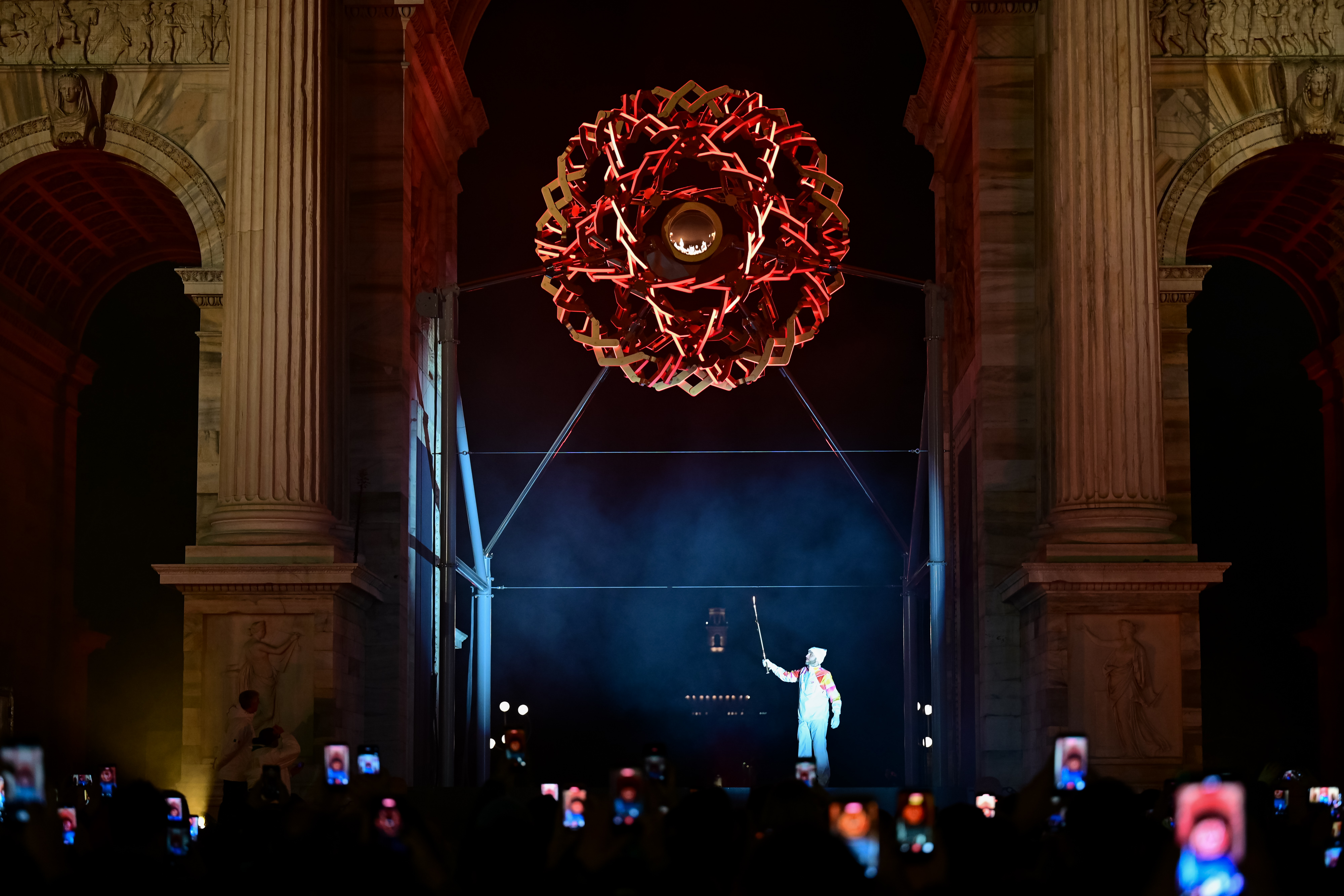 Gianmaria Dal Maistro, Milano-Cortina 2026 Paralimpik Kış Oyunları'nın meşalesini yaktı