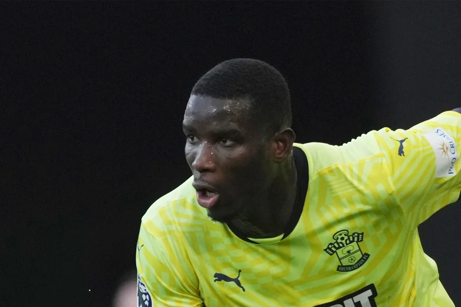 Paul Onuachu Süper Lig'e geri dönüyor: Anlaşma sağlandı, işte bonservisi - 1 Paul Onuachu Süper Lig'e geri dönüyor: Anlaşma sağlandı, işte bonservisi - 1