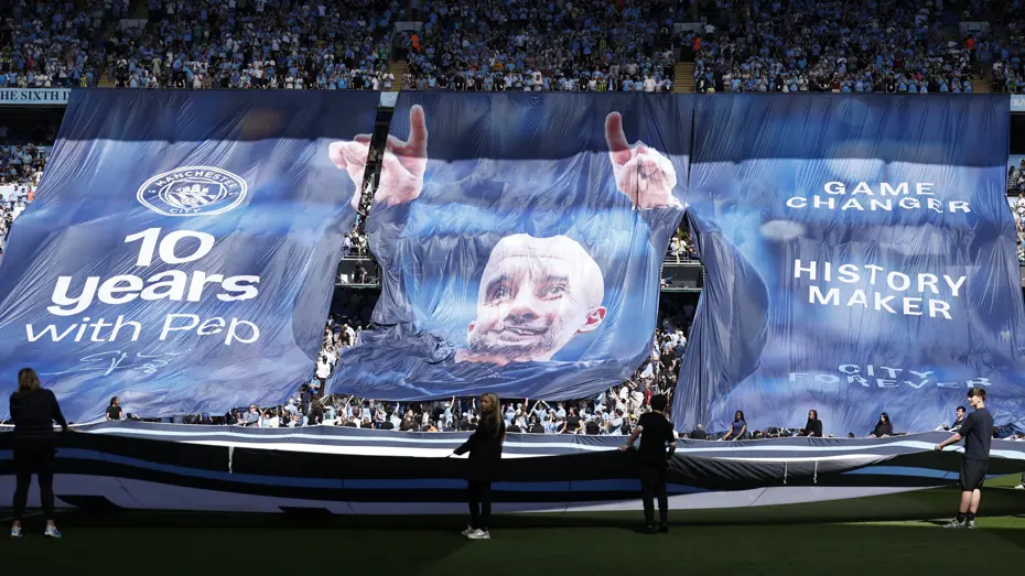 Manchester City'den Pep Guardiola'ya veda: Unai Emery'nin hediyesi dikkat çekti - 3