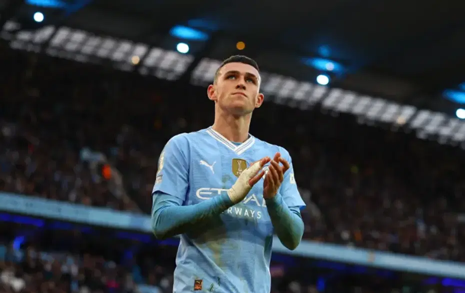 Phil Foden 4 yıllık imzayı attı, ilk açıklamasını yaptı - 2