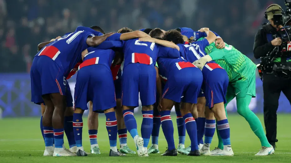 Fransa'daki olaylar nedeniyle PSG - Lyon maçının tarihi değişti