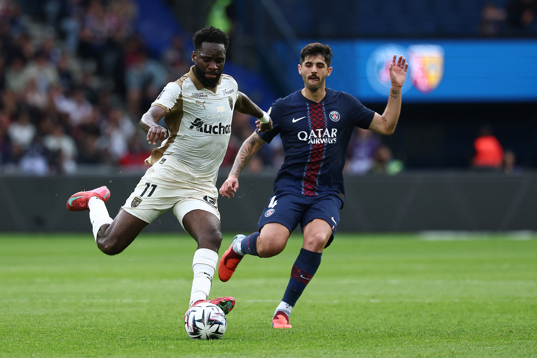 PSG'nin Erteleme Sevdasına Lens'ten Tokat Gibi Yanıt: 'Özel Misiniz Gardaş?'