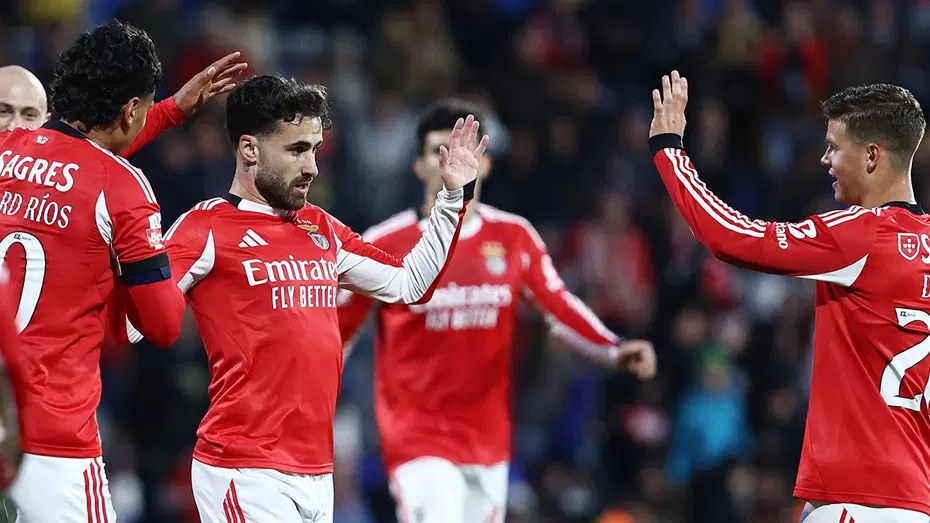 İnanılmaz! Rafa Silva ve Jhon Duran'ın boş geçmediği maçta tarihi anlar yaşandı - 3 İnanılmaz! Rafa Silva ve Jhon Duran'ın boş geçmediği maçta tarihi anlar yaşandı - 3