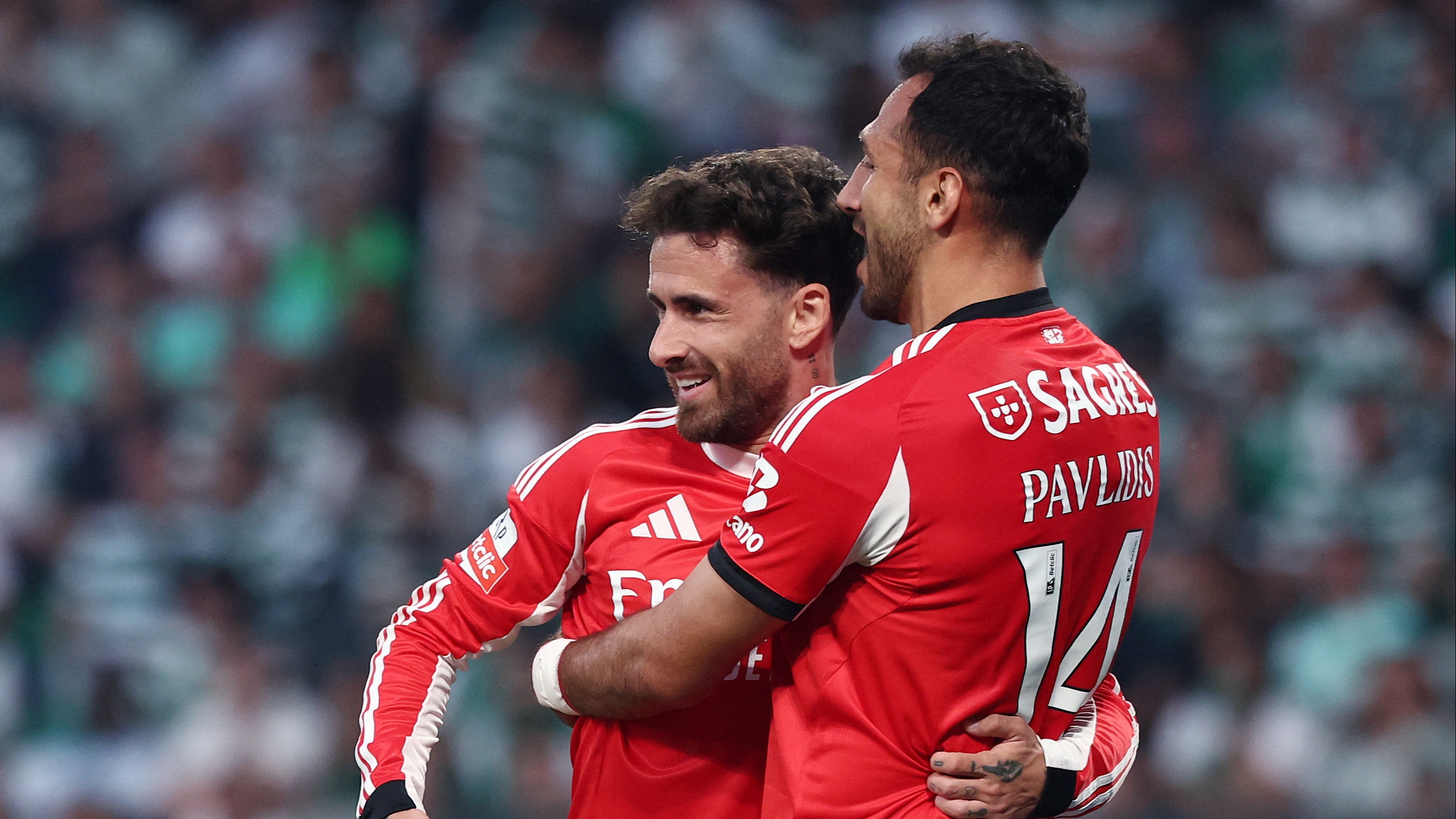 Benfica'dan Sporting'in şampiyonluk umutlarına darbe: Rafa Silva dev maça imzasını attı