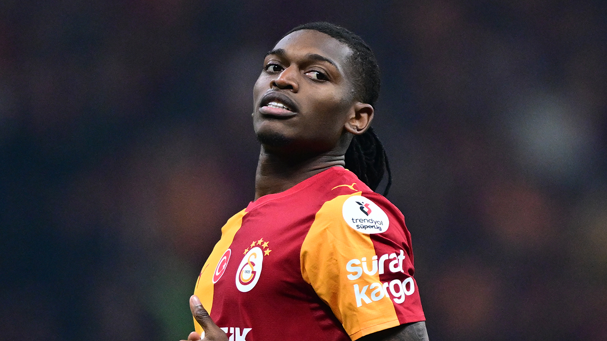 Galatasaray'da derbi öncesi flaş Leao gelişmesi! Kararını Okan Buruk'a bildirdi