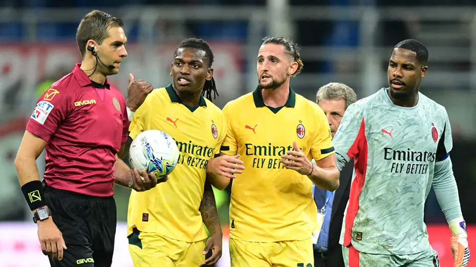 Fenerbahçe ve Galatasaray'la anılan Leao'dan art arda paylaşımlar - 3