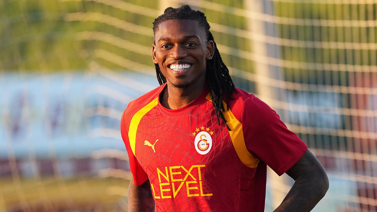 Rafael Leao, Galatasaray'daki ilk antrenmanına çıktı