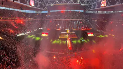 Galatasaray'dan Rams Park bombası: İşte stadın yeni kapasitesi Galatasaray'dan Rams Park bombası: İşte stadın yeni kapasitesi