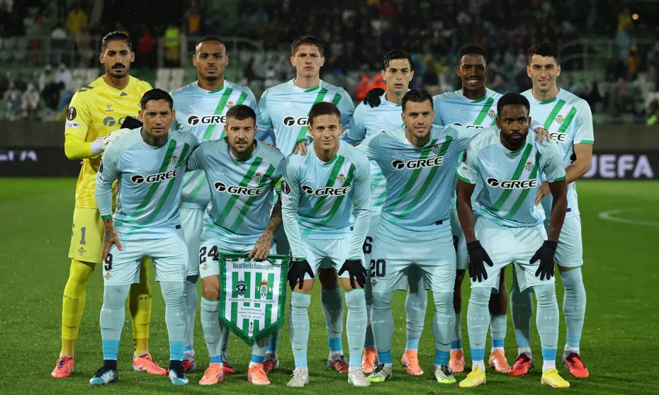 Fenerbahçe'nin UEFA Avrupa Ligi'ni ilk 8'de bitirme ihtimali ortaya çıktı: Yapay zeka hesapladı - 10 Fenerbahçe'nin UEFA Avrupa Ligi'ni ilk 8'de bitirme ihtimali ortaya çıktı: Yapay zeka hesapladı - 10