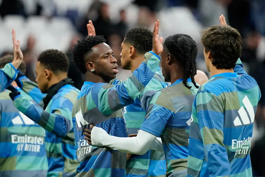 Real Madrid'in yıldızlarına sahaya çıkar çıkmaz büyük şok - 2