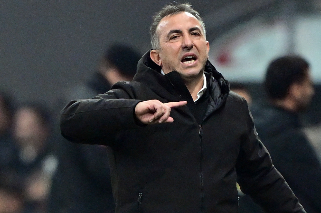 Recep Uçar'dan Beşiktaş yorumu: "Zaafları olan bir takım"