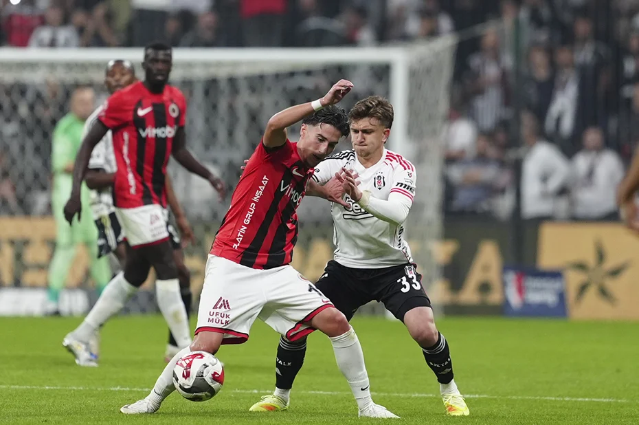 Rıdvan Yılmaz'dan maçın ardından tepki: Konuşmayı reddetti - 1 Rıdvan Yılmaz'dan maçın ardından tepki: Konuşmayı reddetti - 1