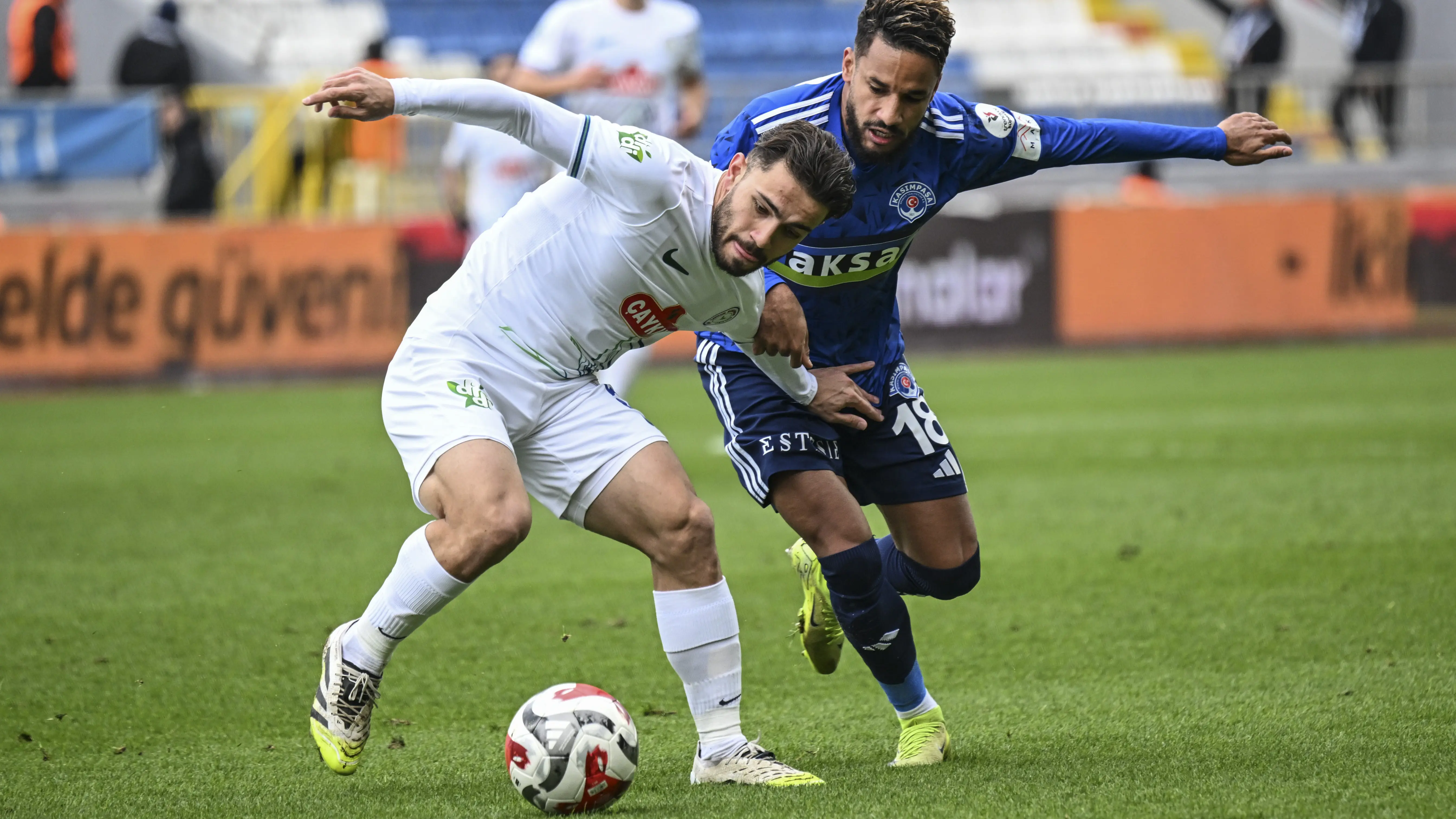 Çaykur Rizespor, Kasımpaşa'yı çok rahat geçti