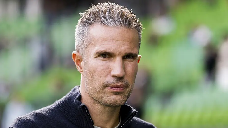 Kıyamet koptu, Robin van Persie açıklama yapmak zorunda kaldı! Hollanda bu olayı konuşuyor - 3 Kıyamet koptu, Robin van Persie açıklama yapmak zorunda kaldı! Hollanda bu olayı konuşuyor - 3