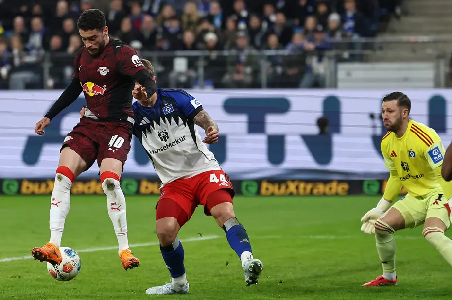 Romulo'dan Almanya'yı sallayan akılalmaz gol! Bakan bir daha bakıyor - 5 Romulo'dan Almanya'yı sallayan akılalmaz gol! Bakan bir daha bakıyor - 5