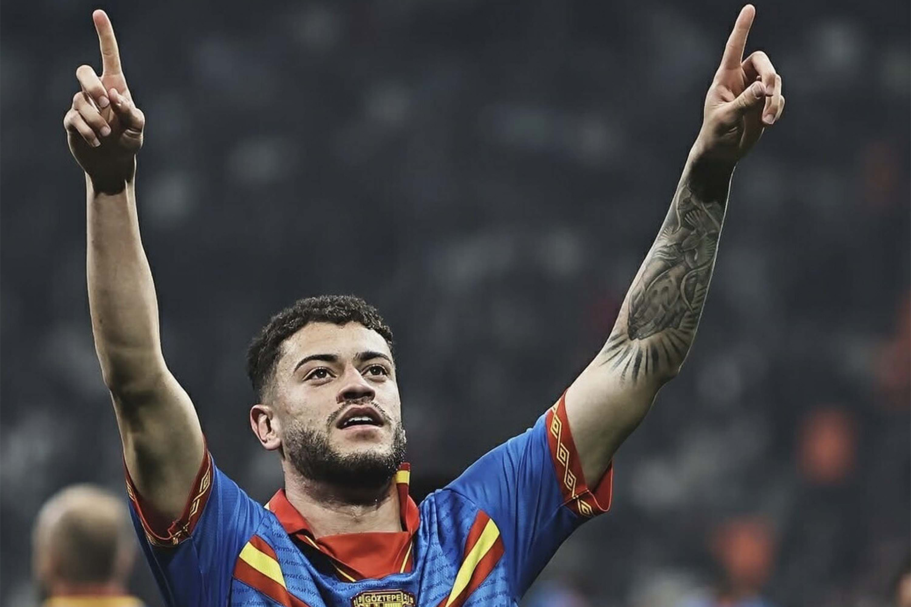 Romulo, Cenk Tosun'un 7.5 yıllık rekorunu tarihe gömüyor: Tek başına zirveye çıkacak