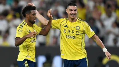 40 yaşındaki Ronaldo'dan muhteşem gol: 1000'e yaklaşırken herkes yine ondan bahsediyor