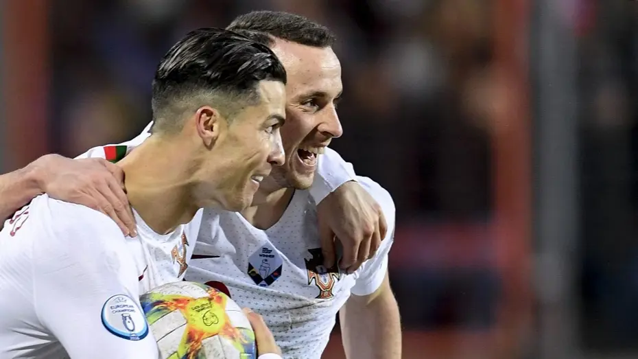  Dünya, Diogo Jota'nın cenaze törenini konuşuyor - 8