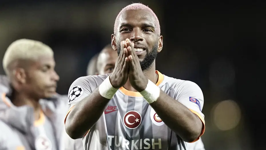 Ryan Babel, Beşiktaş ve Galatasaray arasındaki derbi maçlarının farkına değindi