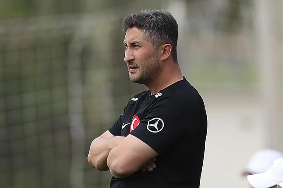 Sabri Sarıoğlu, Frankfurt maçında gözlerine inanamadı: Faturayı bakın kime kesti - 3