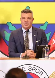 Saran'ın flaş transferiydi, F.Bahçe'ye veda ediyorSaran'ın flaş transferiydi, F.Bahçe'ye veda ediyor