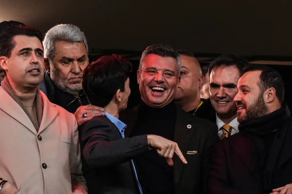 Sadettin Saran'dan Süper Kupa zaferi sonrası takıma dev prim!