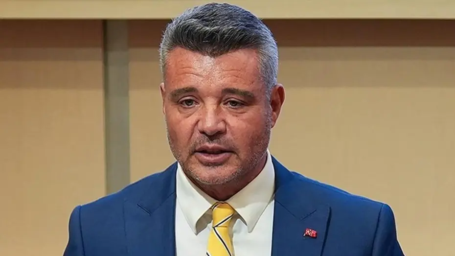 Sadettin Saran "Acil 2 transfer yapacağız" diyerek duyurdu: Fenerbahçe'ye başkan olursa tarihi karar - 4 Sadettin Saran "Acil 2 transfer yapacağız" diyerek duyurdu: Fenerbahçe'ye başkan olursa tarihi karar - 4
